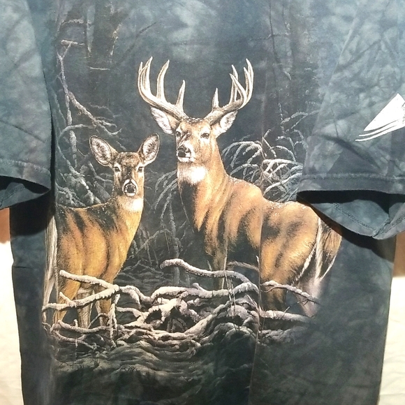 The Mountain Deer in Habitat T-Shirt. Size XL - Picture 2 of 7